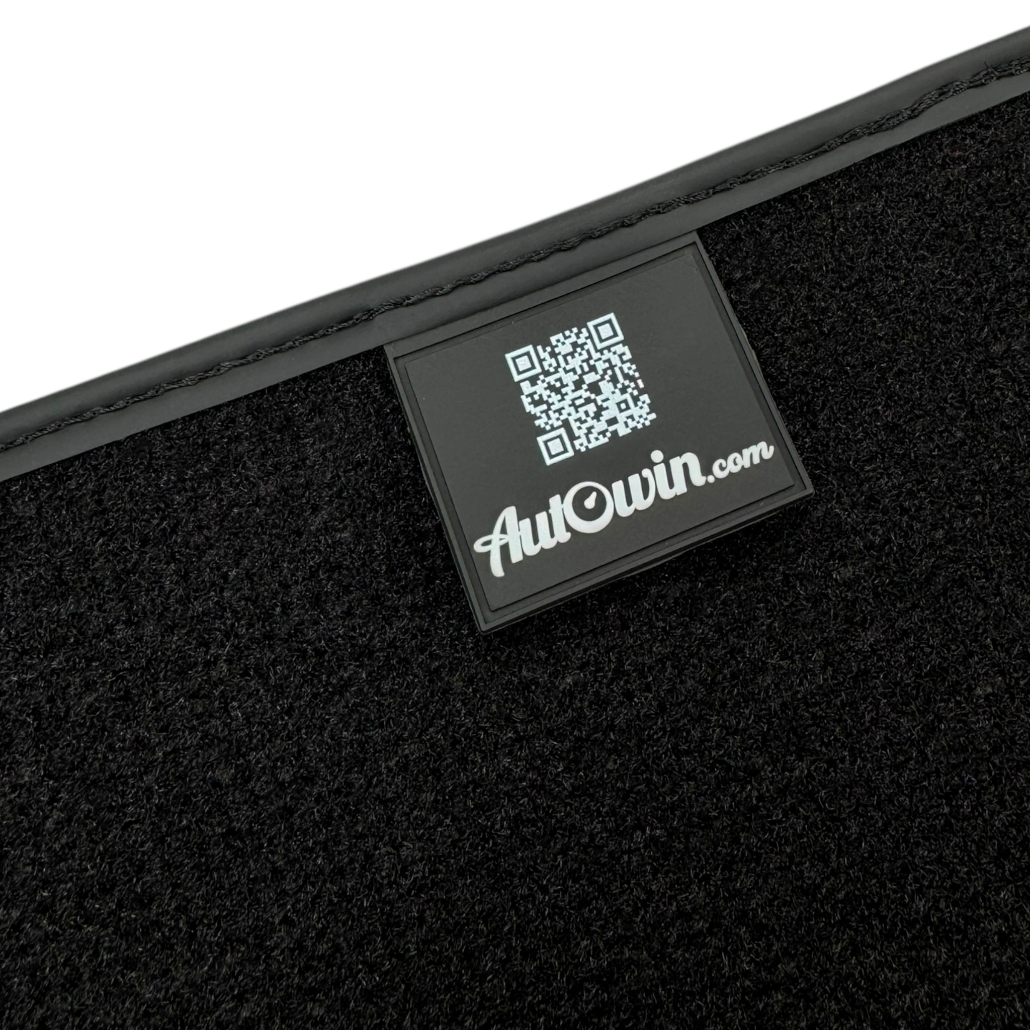 Black Floor Mats for Chevrolet Lanos with Leather | AutoWin - AutoWin