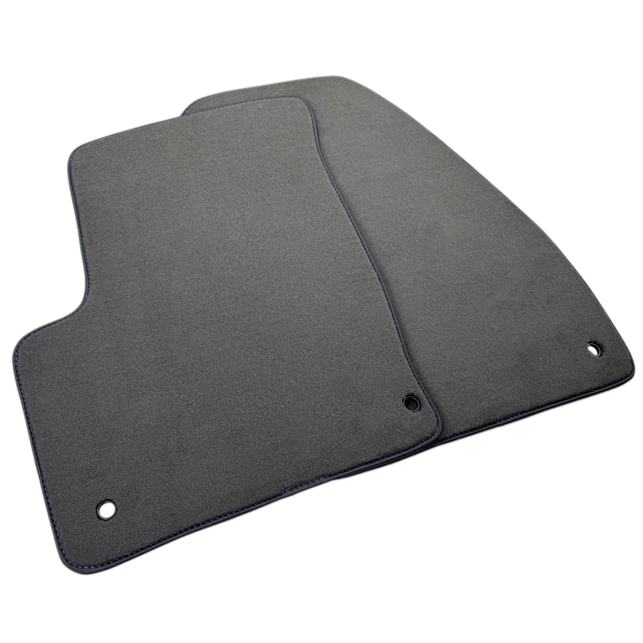 Gray Floor Mats for Chevrolet Aveo T300 (2012-2020) | AutoWin